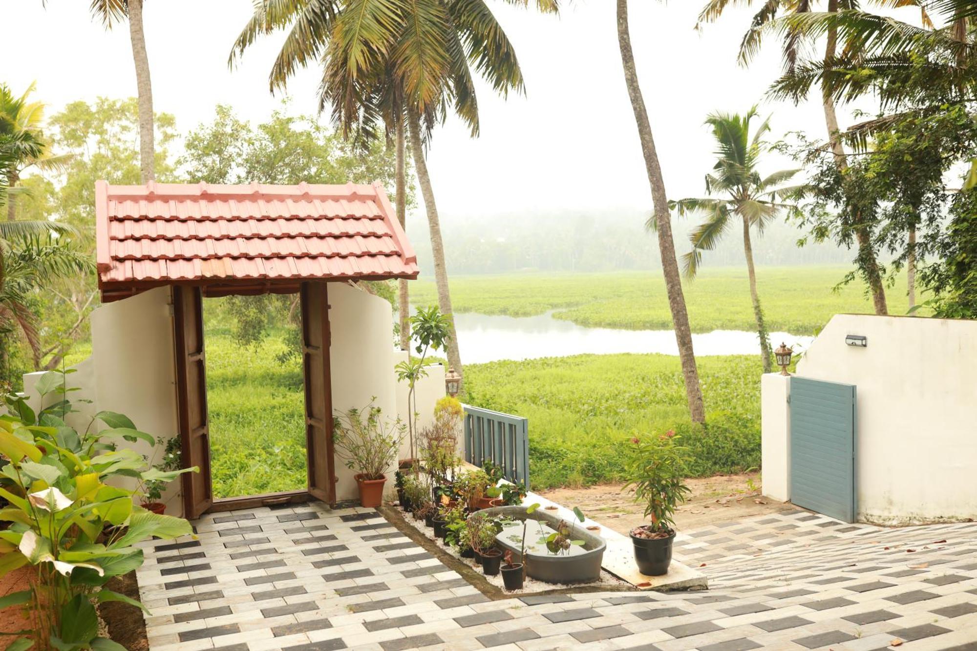 Kovalam Lake View Villa Vellayani Eksteriør bilde