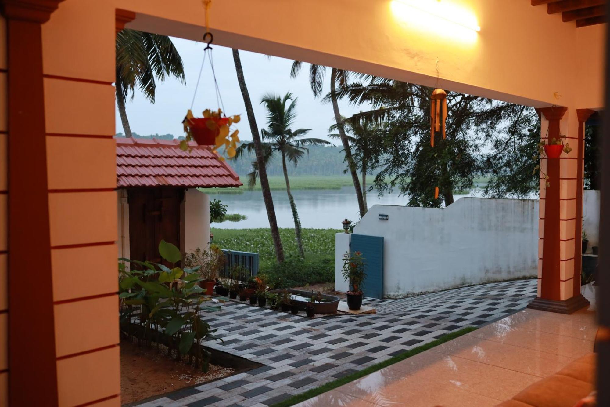 Kovalam Lake View Villa Vellayani Eksteriør bilde